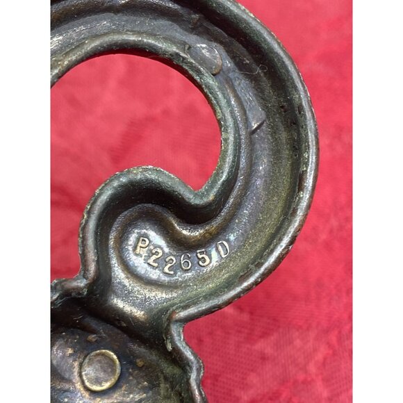 Elegant Vintage Black Cast Iron Drawer Pulls With Ornate Design - Set Of 5 - Picture 10 of 10